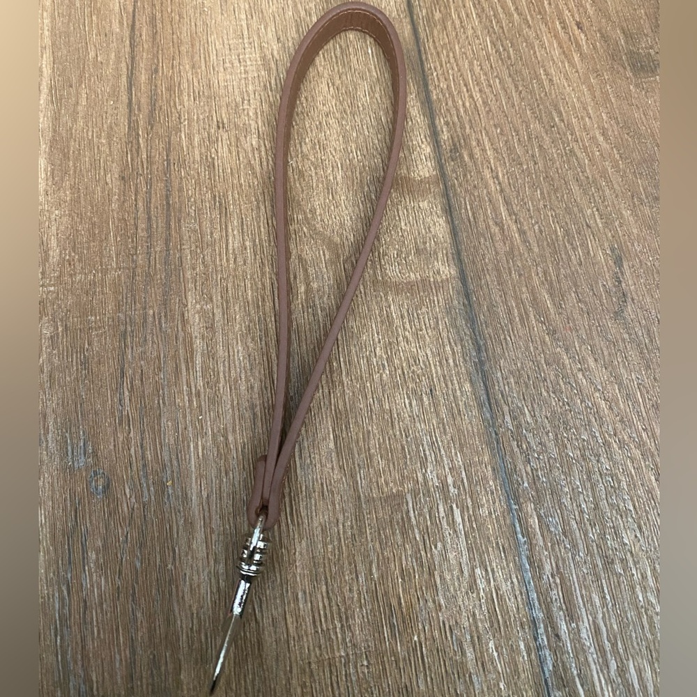 Leather wristlet/wallet/clutch replacement strap
